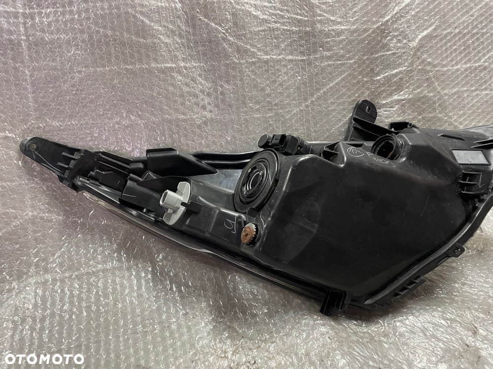 LAMPA PRZÓD PRAWA SOCZEWKA LED H7 LED TOYOTA AYGO II - 10