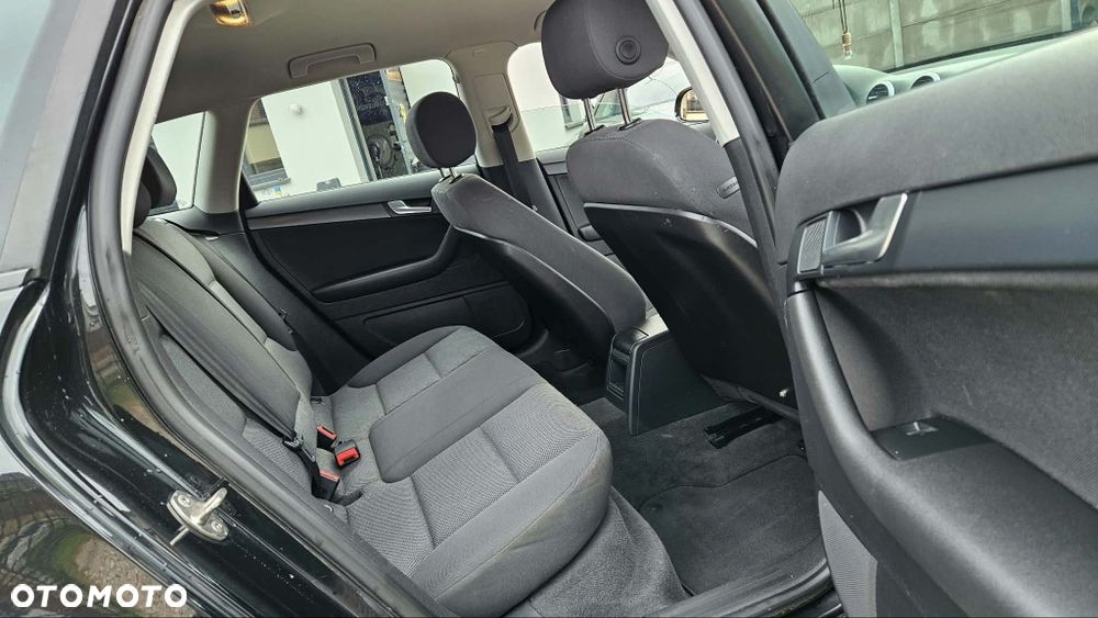 Audi A3 Sportback - 8