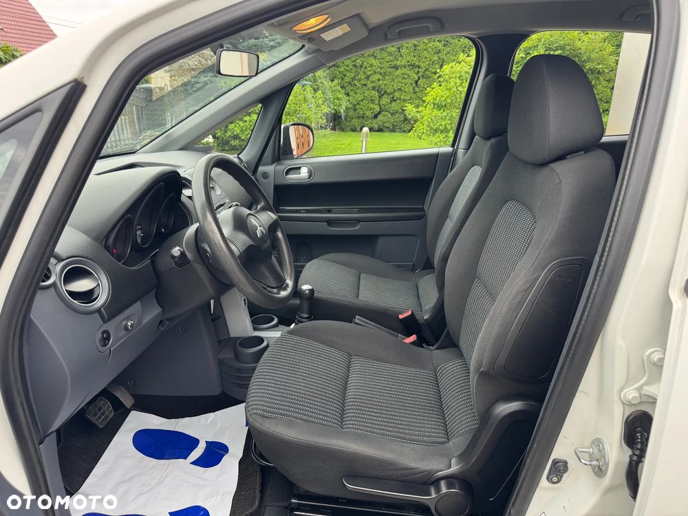 Mitsubishi Colt 1.5 Automatik Instyle - 27