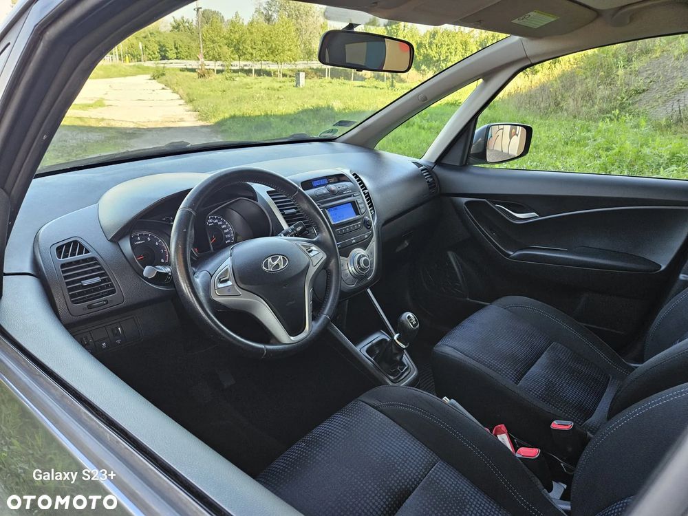 Hyundai ix20 1.4 blue Comfort - 18