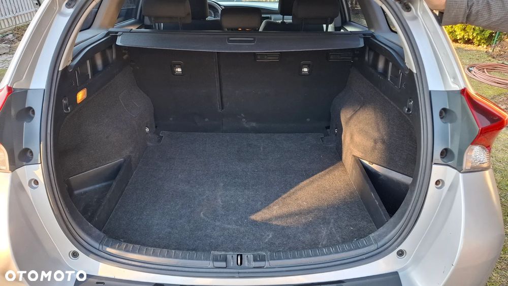 Toyota Auris - 15