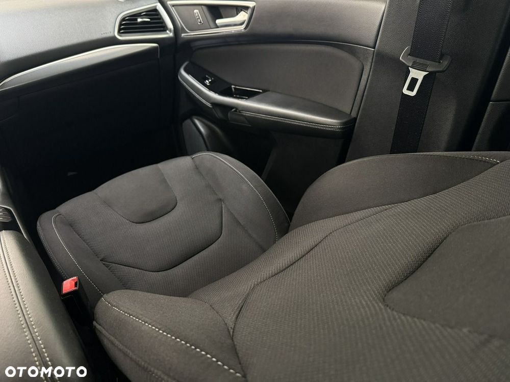 Ford S-Max 2.0 TDCi Titanium PowerShift - 24