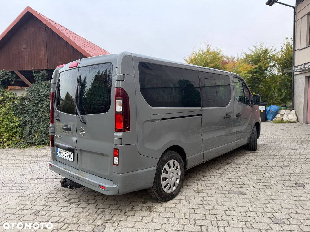 Opel Vivaro - 8