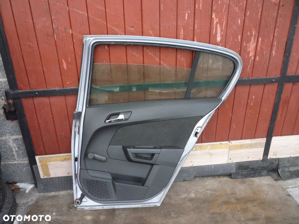 OPEL ASTRA III H 5D DRZWI TYLNE PRAWE Z163 - 2