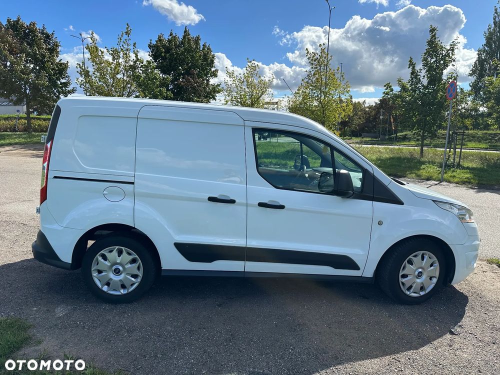 Ford Transit Connect - 4