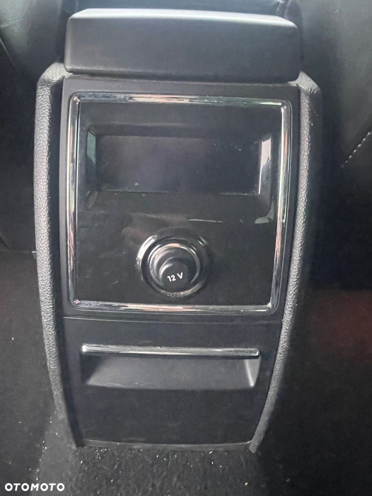 Skoda Superb 2.0 TDI Elegance - 22