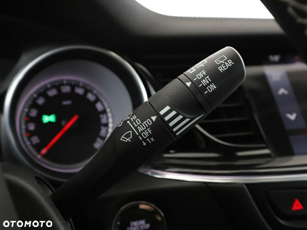 Opel Insignia 2.0 CDTI automatik Innovation - 35