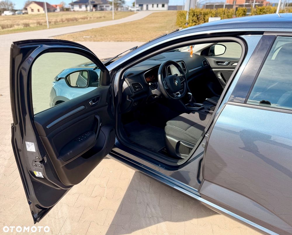 Renault Megane BLUE dCi 115 EDC INTENS - 9