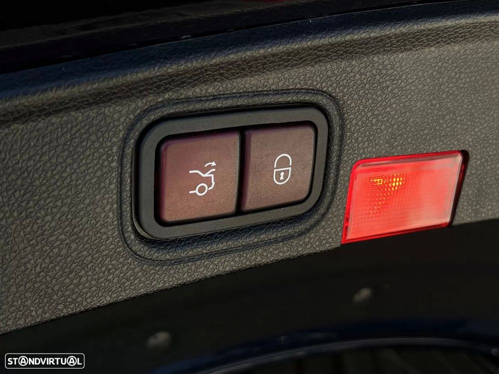 Mercedes-Benz C 220 d Aut. - 40