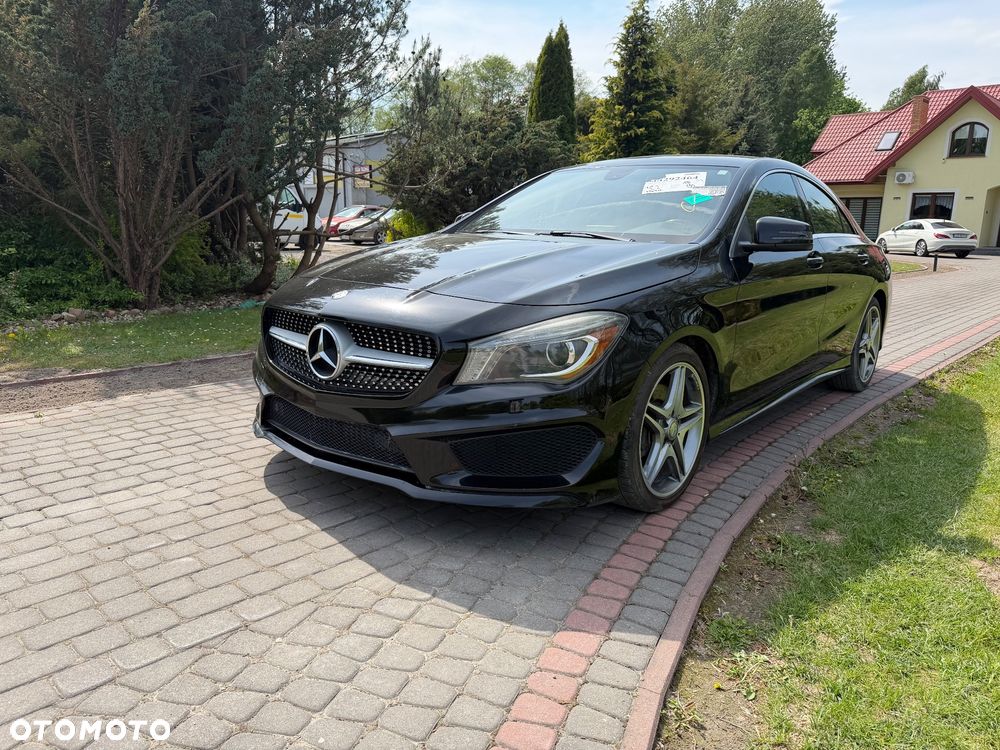 Mercedes-Benz CLA 250 7G-DCT AMG Line - 2