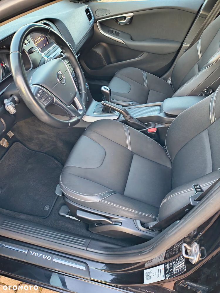 Volvo V40 D2 Momentum - 15