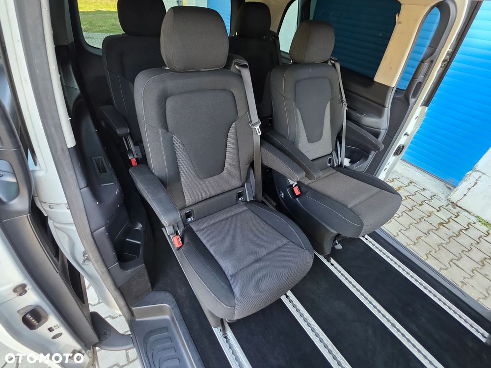 Mercedes-Benz Klasa V 220 CDI (d³ugi) - 15