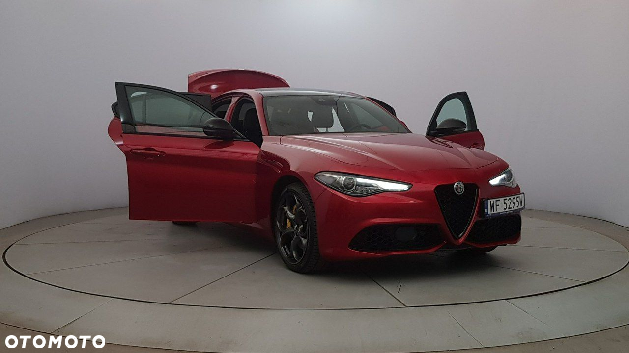 Alfa Romeo Giulia - 9