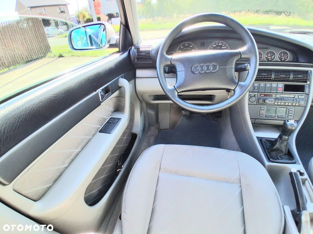 Audi A6 Limousine 2.6 E - 29
