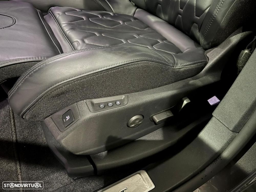 Peugeot 3008 1.6 Hybrid GT Pack e-EAT8 - 19