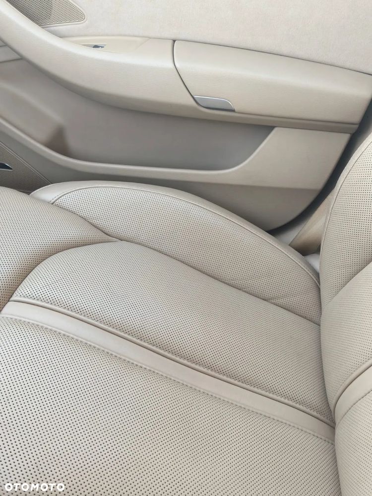 Audi A8 4.2 TDI Quattro - 28