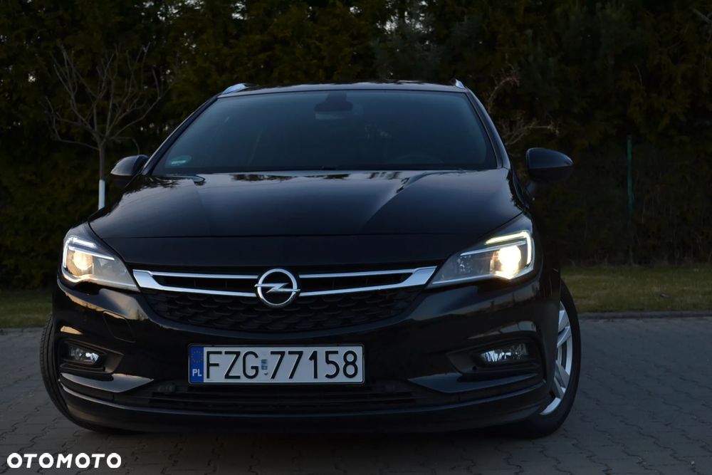 Opel Astra 1.4 Turbo Innovation - 2