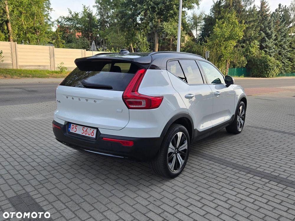 Volvo XC 40 82kWh P8 Recharge AWD Pro - 8