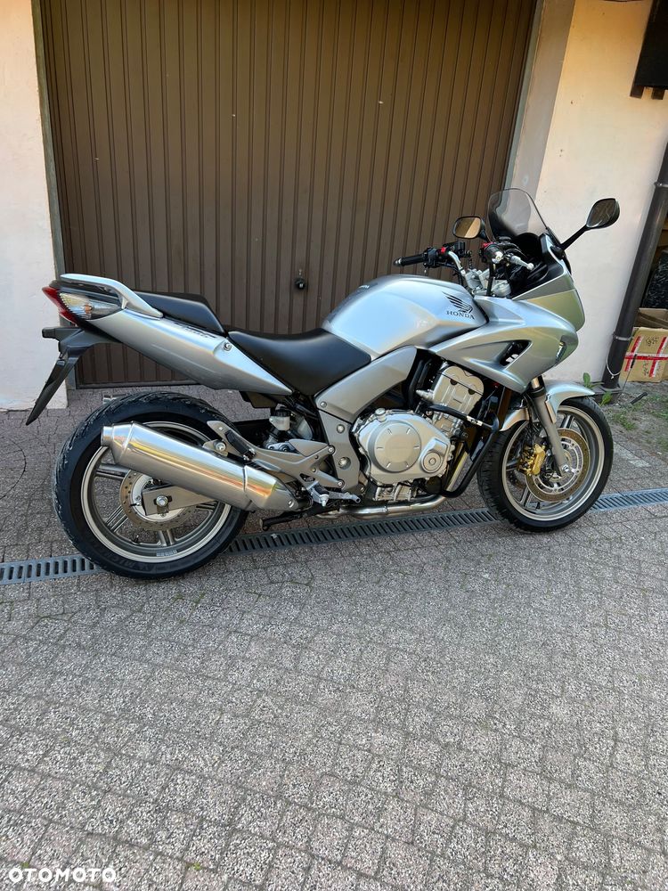 Honda CBF - 2