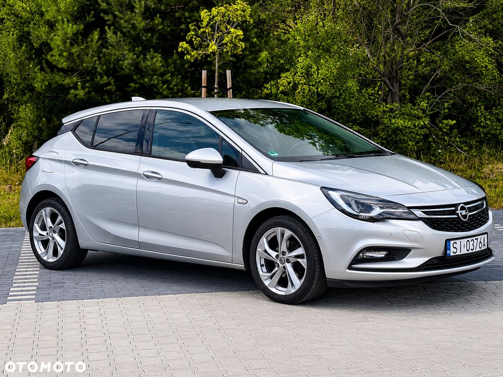 Opel Astra 1.4 T Dynamic S&S - 4