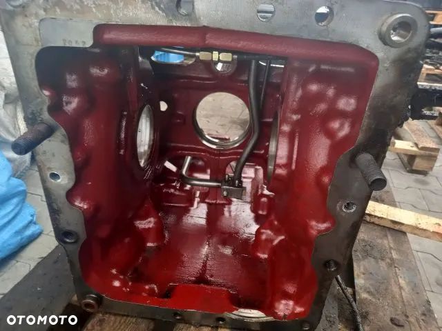 Obudowa tylnego mostu 220163A1 346539A1 Case MX100C - 2