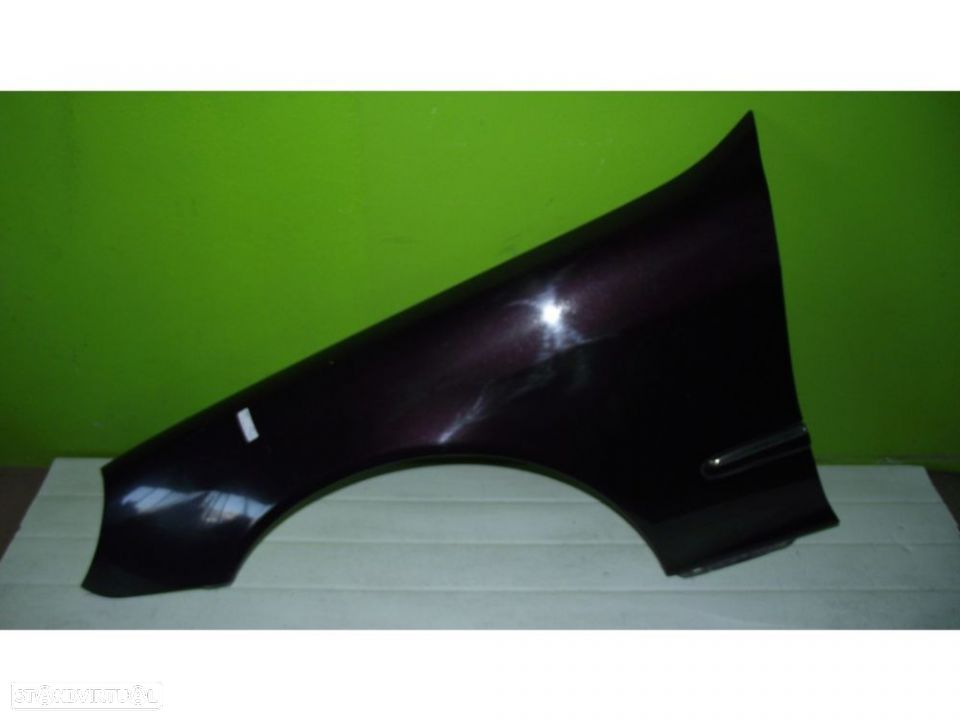 Guarda Lamas Esquerdo Mercedes Série S W220 - 1998 / 2002 - GL183 - 1