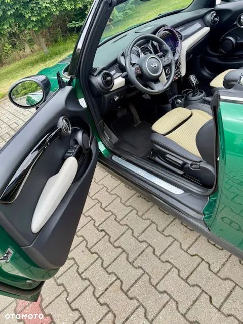 MINI Cooper Standard - 8