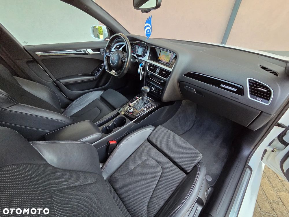 Audi A4 Avant 2.0 TDI Quattro S tronic - 26