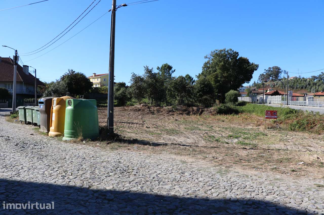 Terreno Para Construção  Venda em Lustosa e Barrosas (Santo Estêvão),L - Grande imagem: 2/4