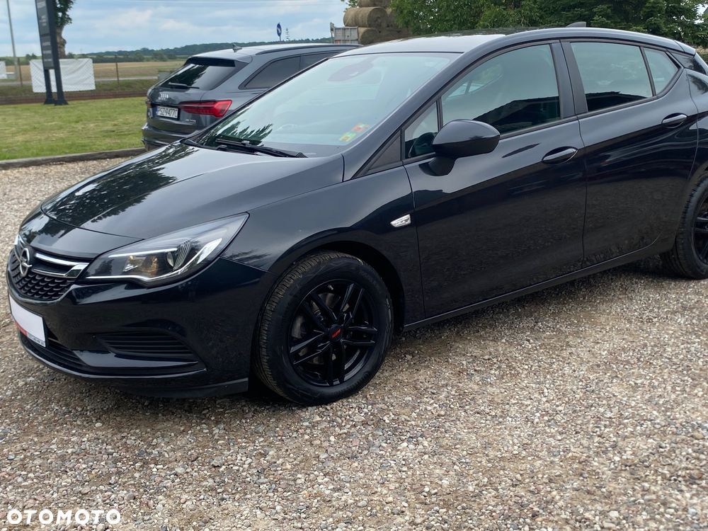 Opel Astra 1.6 CDTI Dynamic - 2