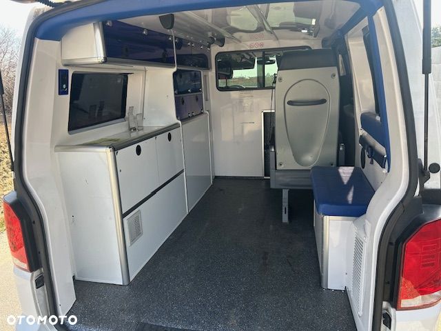 Volkswagen Transporter - 9