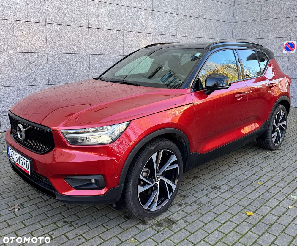 Volvo XC 40 T5 AWD R-Design - 1