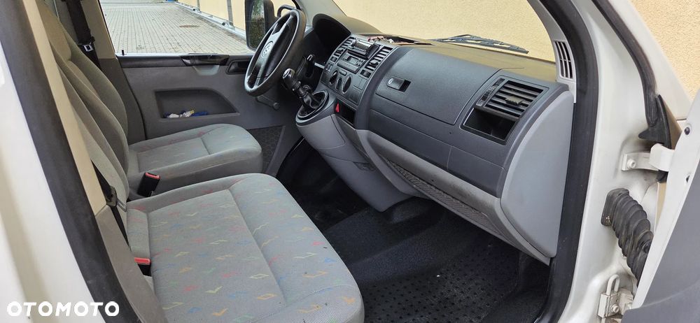 Volkswagen Transporter - 14