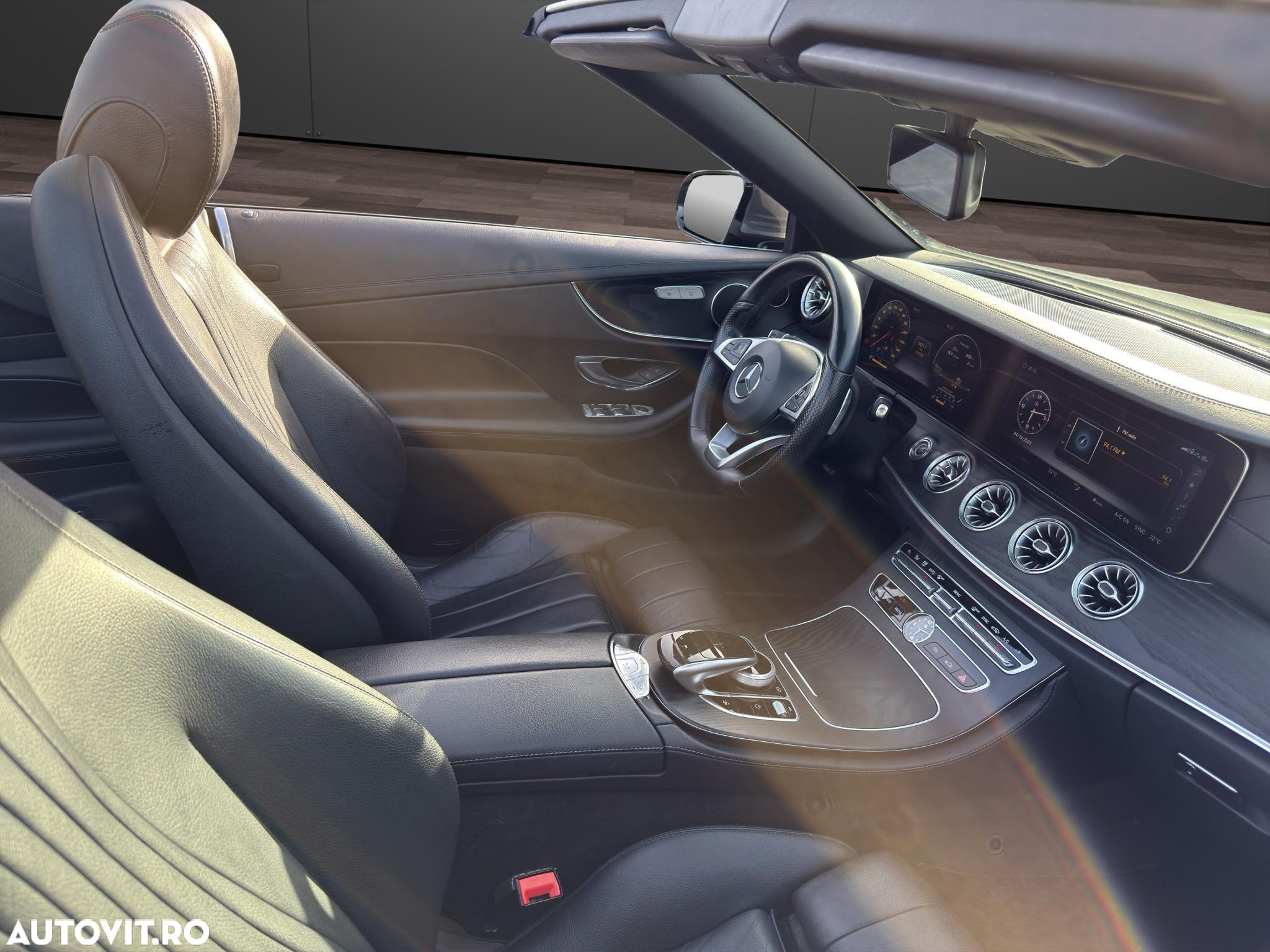 Mercedes-Benz E 220 d Cabrio 9G-TRONIC AMG Line - 13