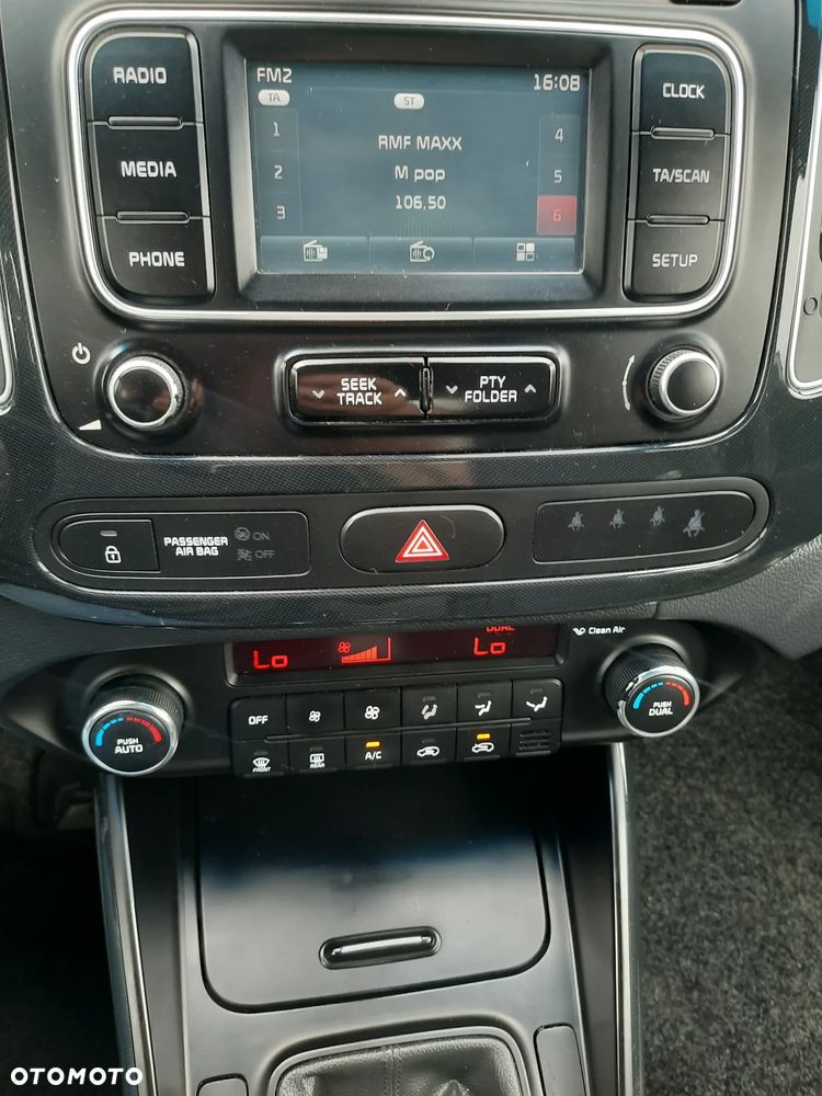 Kia Carens 1.7 CRDi M EU6 - 4
