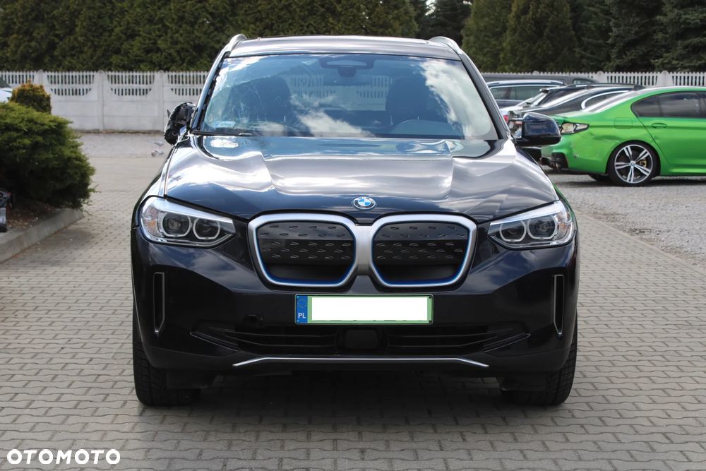 BMW iX3 - 3