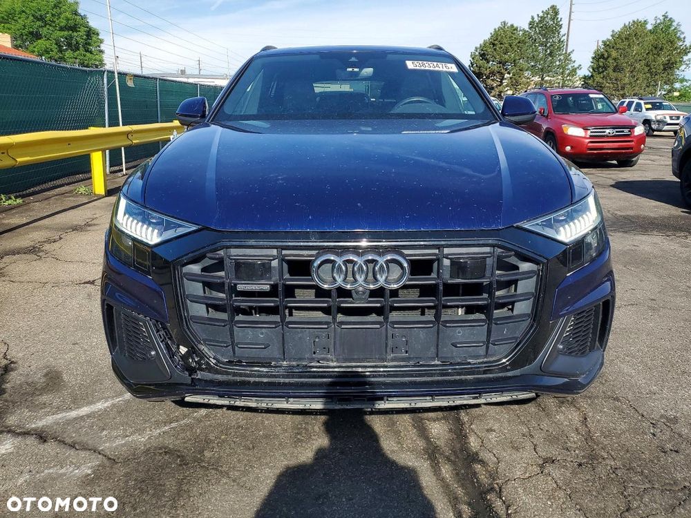Audi Q8 - 6
