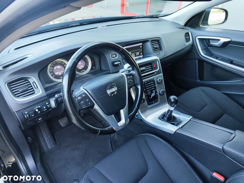 Volvo V60 - 8