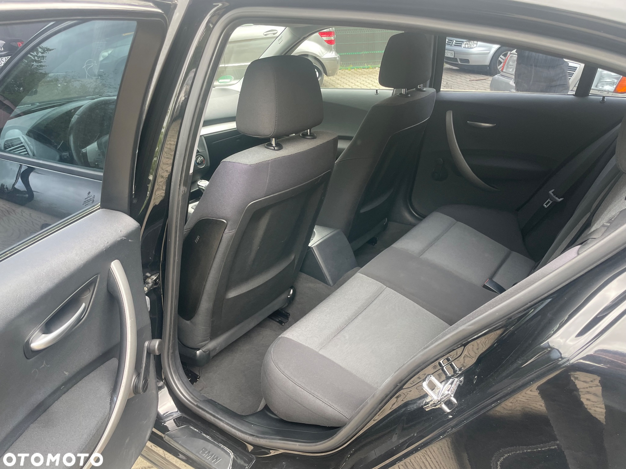BMW Seria 1 116i - 10