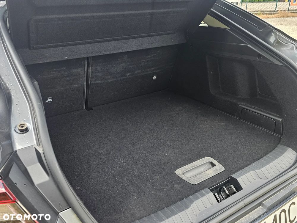 Renault Arkana 1.6 E-TECH Intens MMT - 13