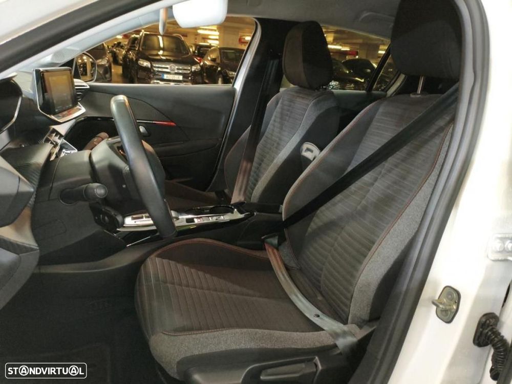 Peugeot e-208 50 kWh Active Pack - 6