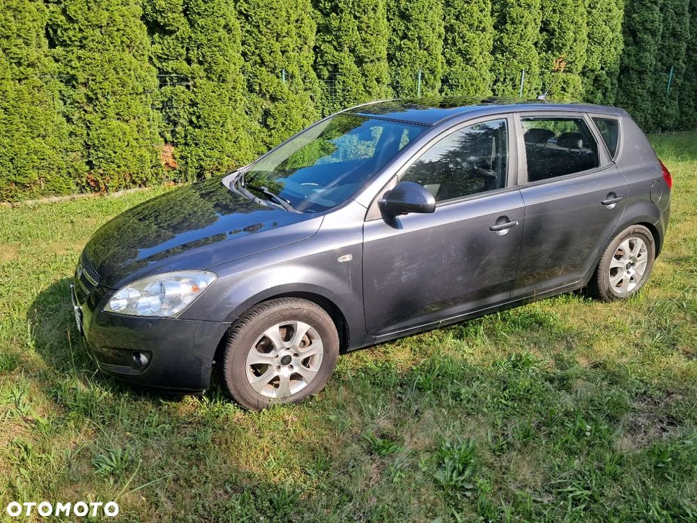 Kia Ceed 1.4 Comfort + - 3