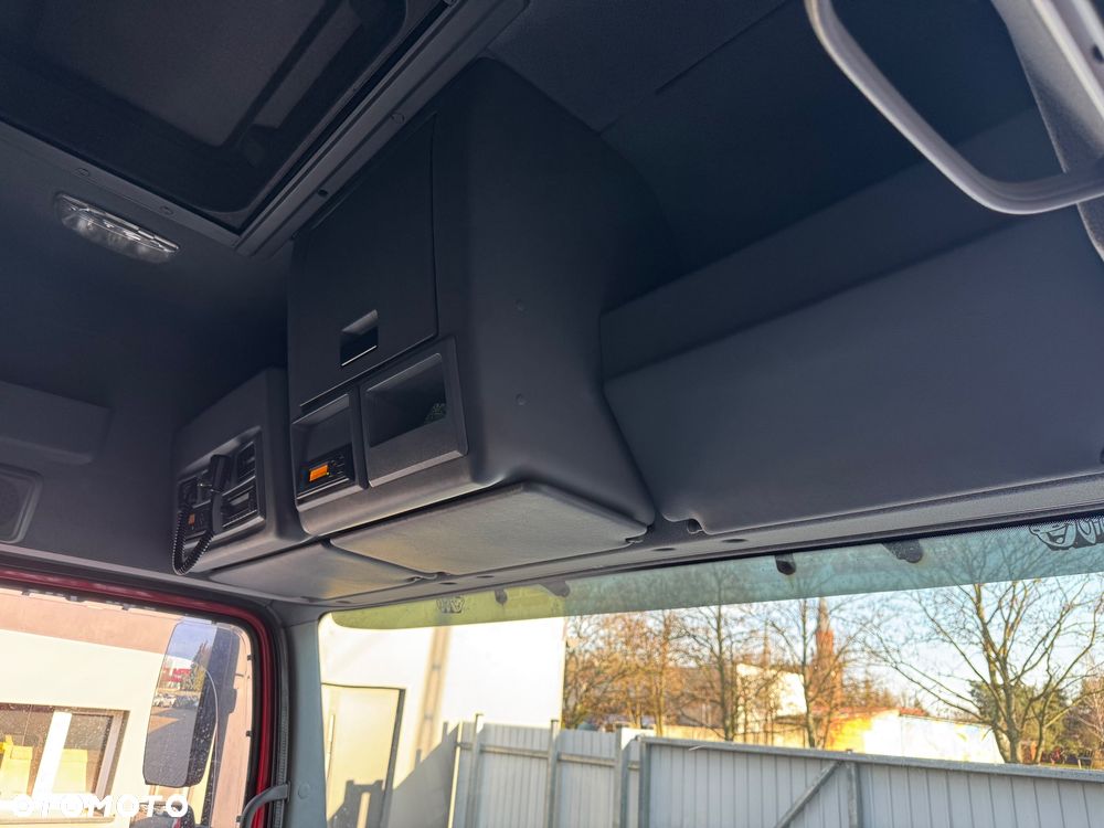 Mercedes-Benz ATEGO - 38