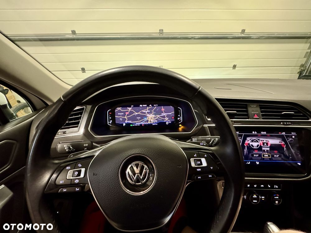 Volkswagen Tiguan Allspace 2.0 TDI 4Mot R-Line DSG 7os - 27
