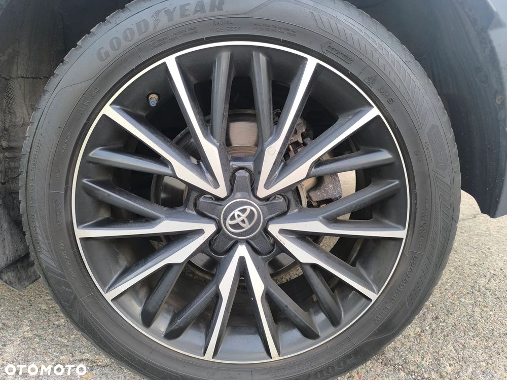 Toyota C-HR - 16