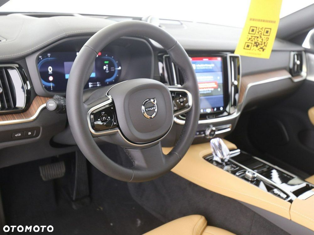 Volvo S60 T8 Recharge AWD Ultimate Dark - 5