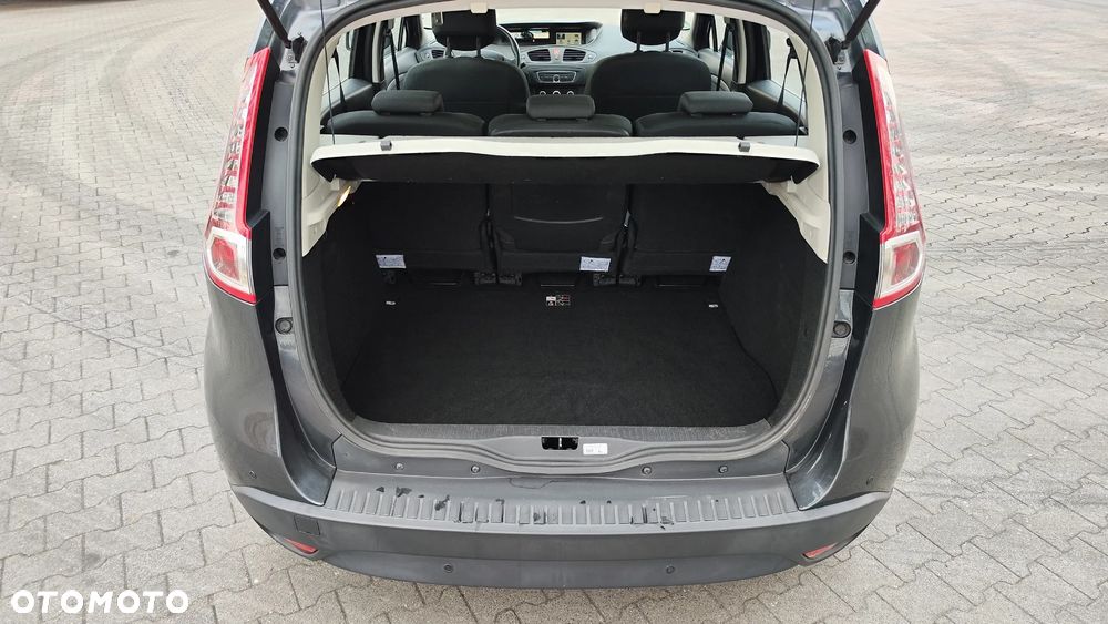 Renault Scenic 1.6 16V 110 TomTom Edition - 8