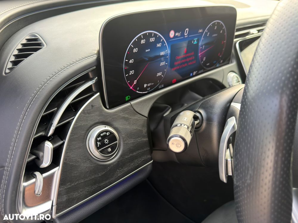Mercedes-Benz E 220 d 4MATIC MHEV - 17