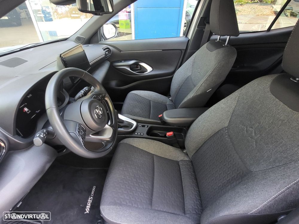 Toyota Yaris Cross - 6