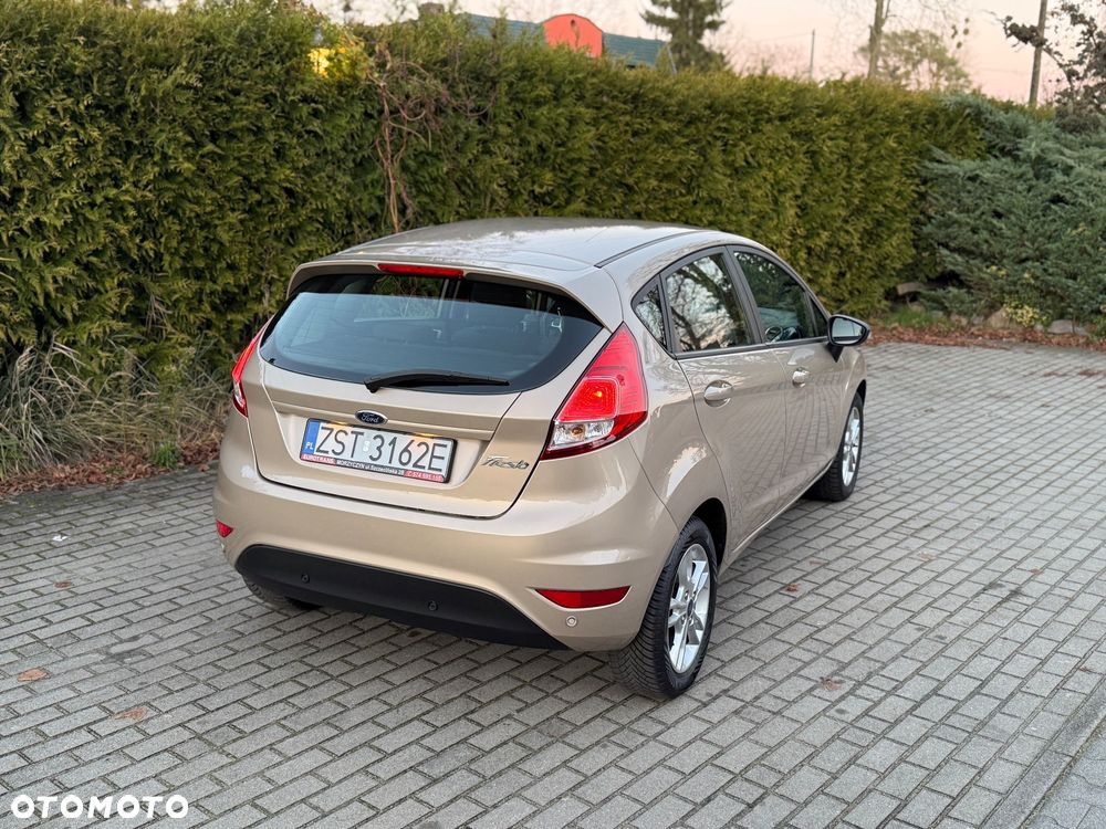 Ford Fiesta 1.0 Champions Edition - 4